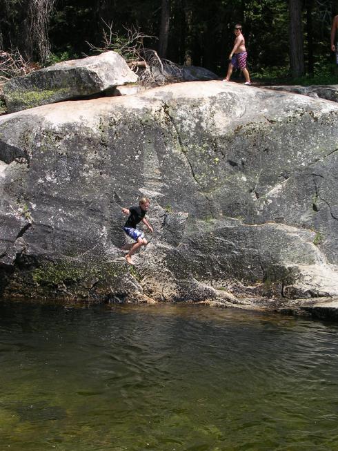 rock-jumping-dinkey-creek