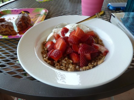 greek-yogurt-breakfast