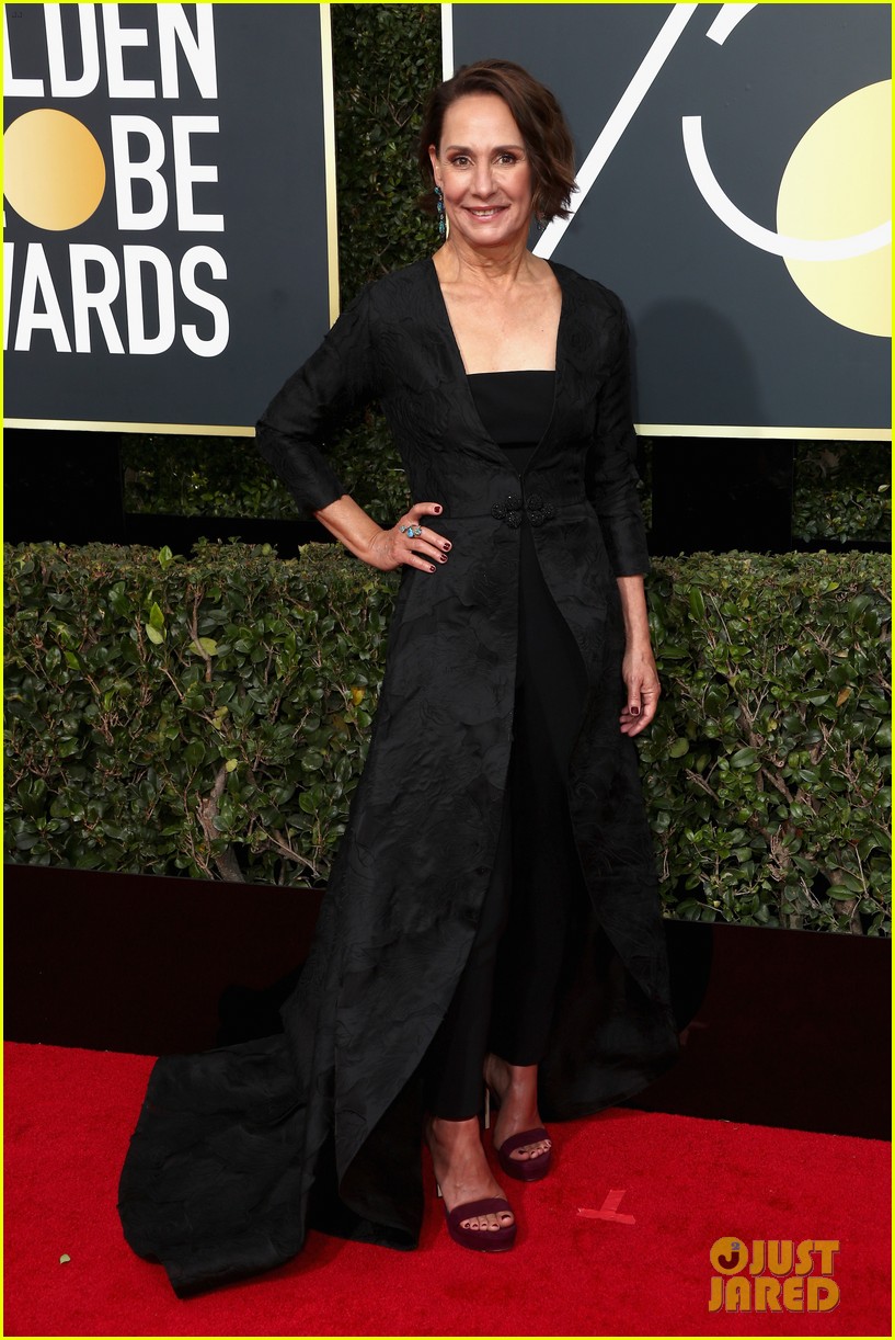 2018 golden globes laurie metcalf