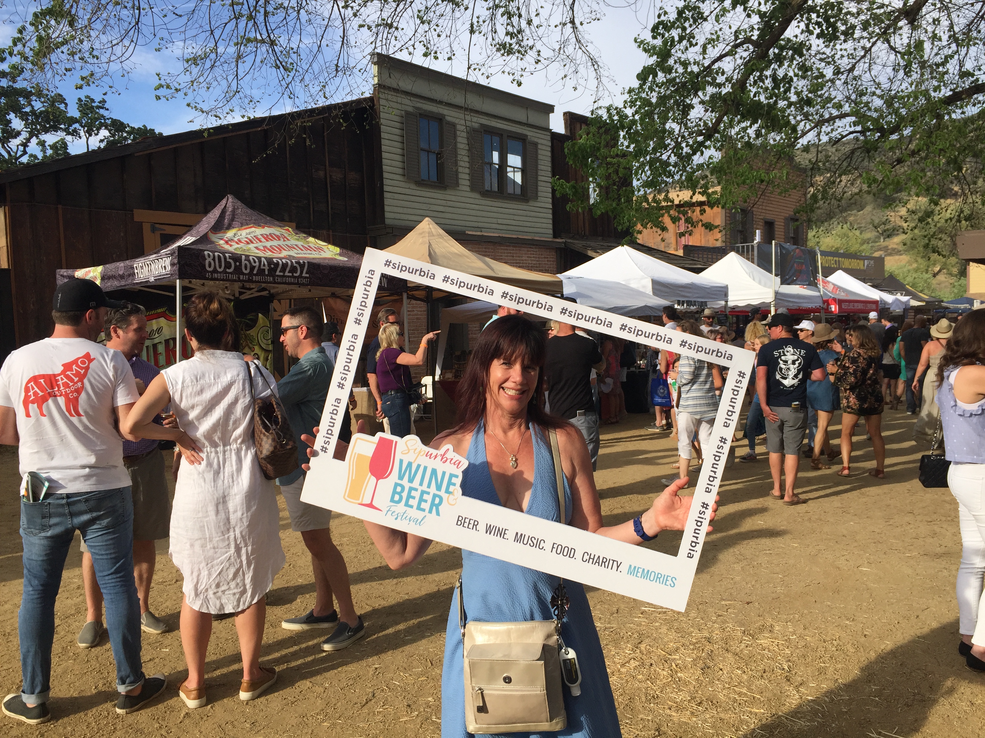 sunday funday at wine and beer tasting event sipurbia