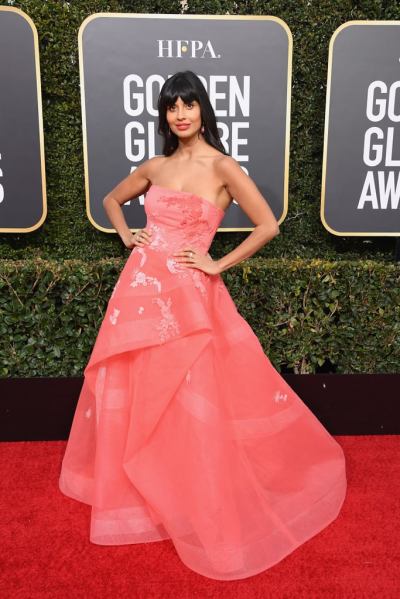 jameela-jamil-golden-globes-gown-2019