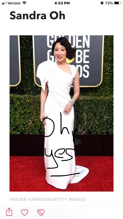 sandra oh golden globes red carpet